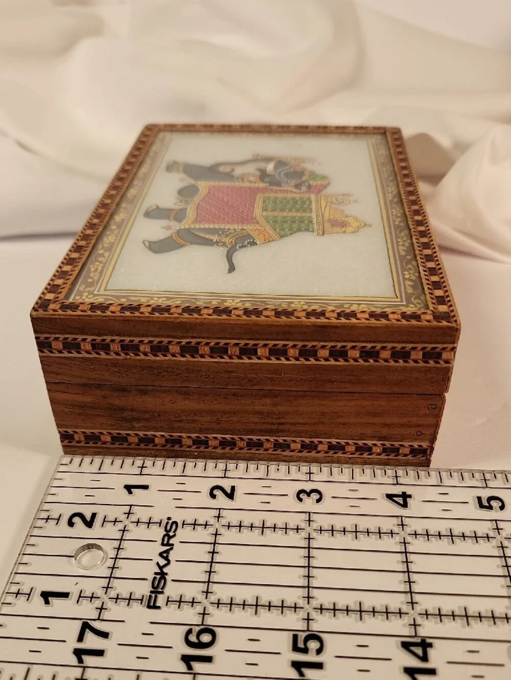 N/A decorative wooden